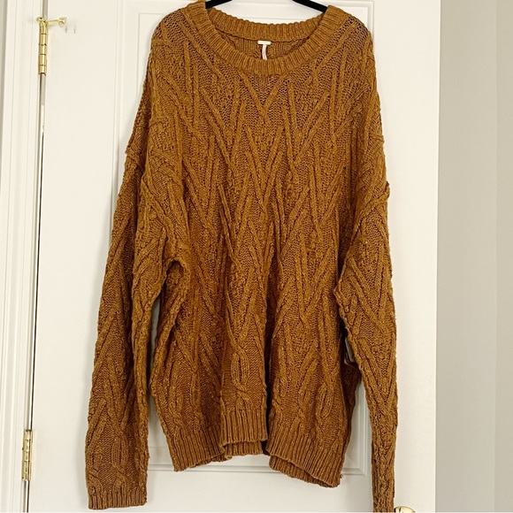 NWT Free People Isla Cable Stitch Tunic Sweater - Spice Cake - Picture 3 of 9